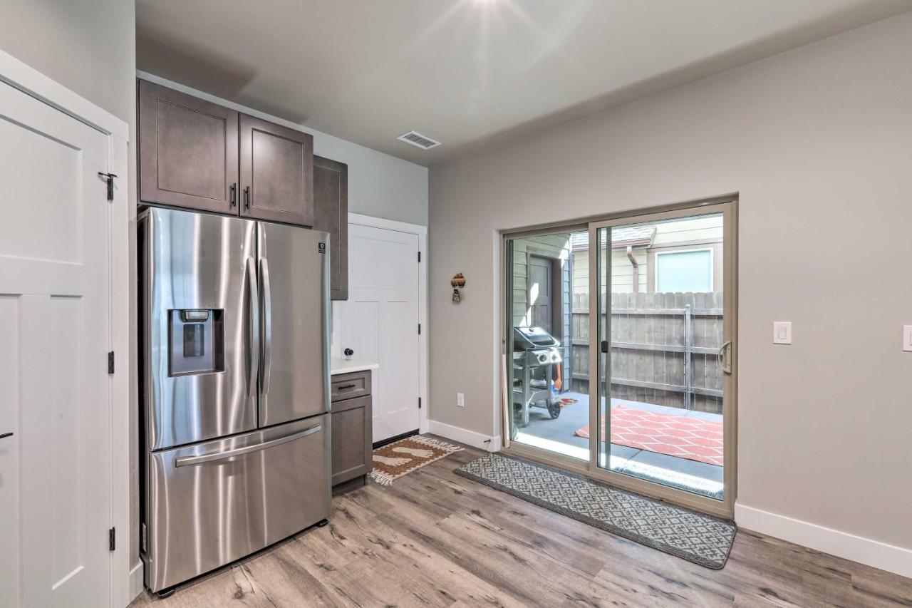 Modern Flagstaff Home, 4 Mi To Downtown! Buitenkant foto